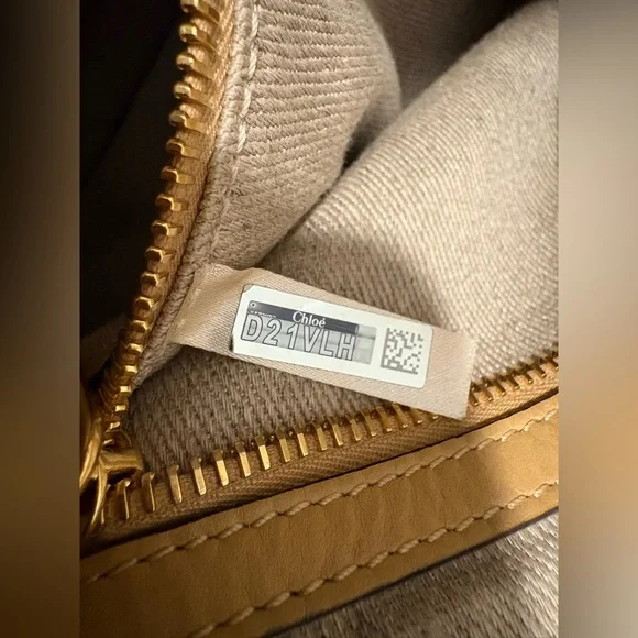 CHLOE
Marcie Medium, Motty Grey Suede - Picture 5 of 16